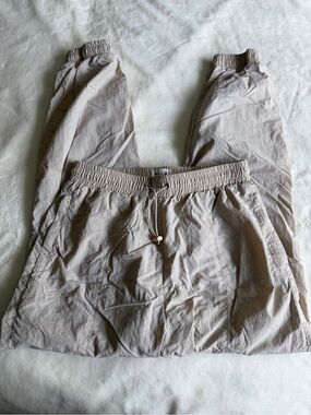 WILO The Label Parachute Joggers Size Medium